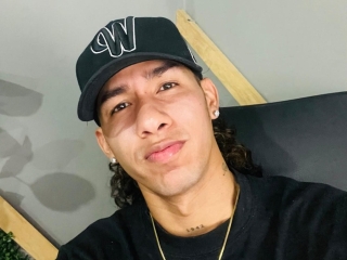 Webcam sex met Damian_Phill
