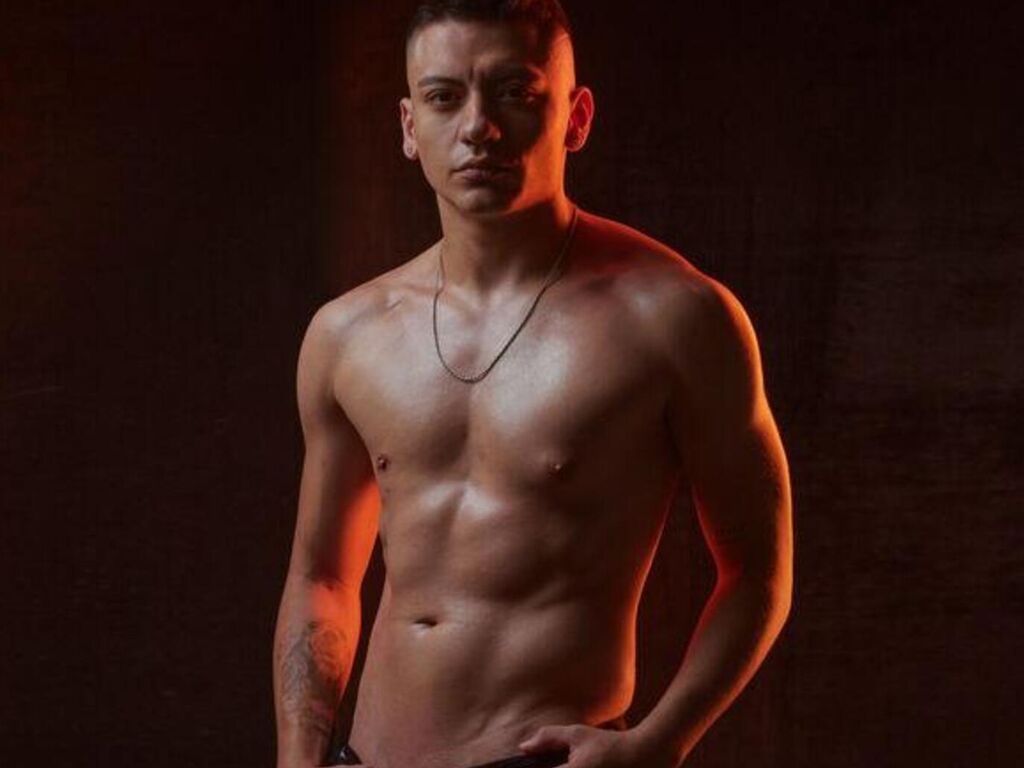 Damiannoir's profile - Image n°1