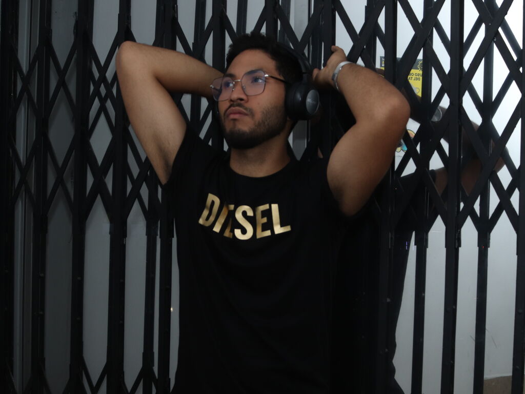 Perfil con Dammianjovovich - Imagen  n°1