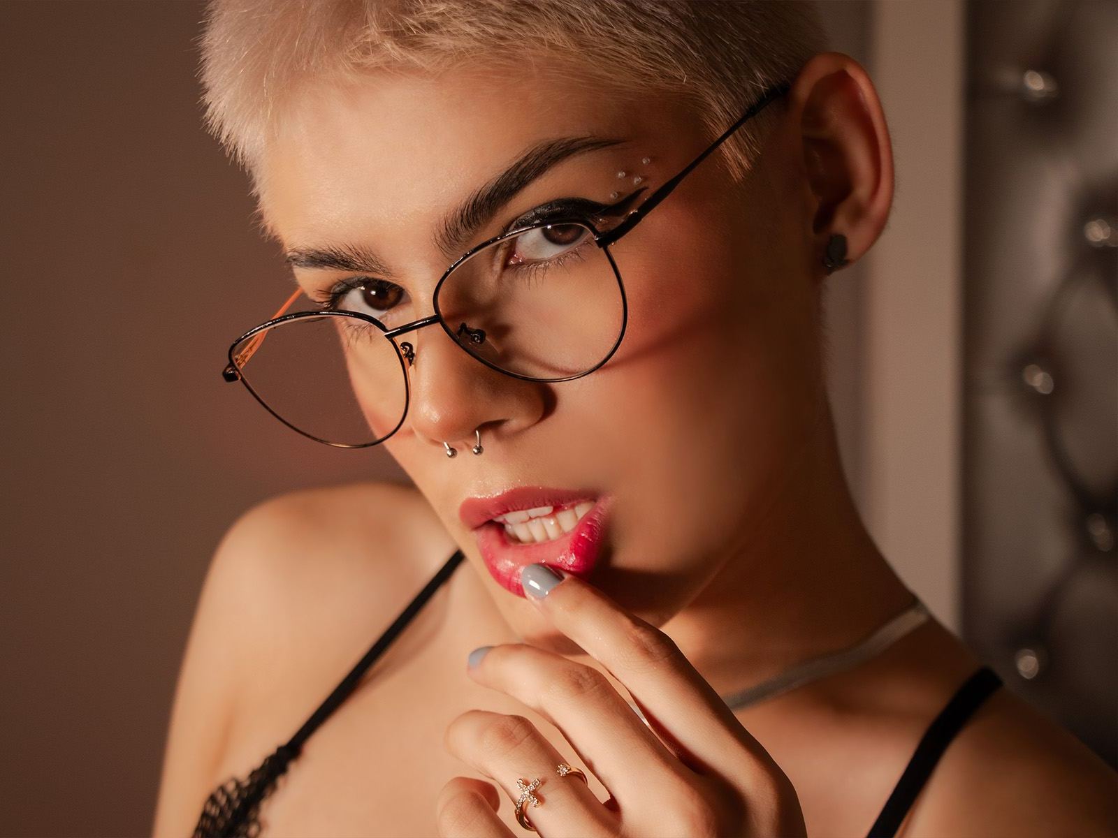 Danamiles's profile - Image n°0