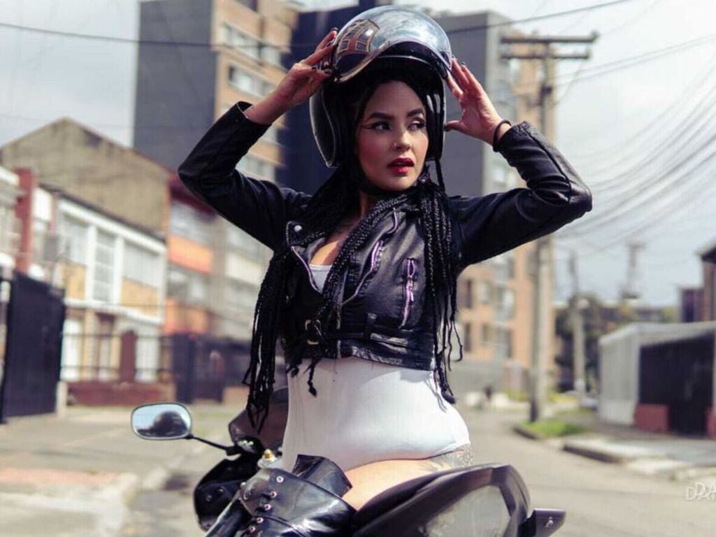 Perfil con Danaweilz - Imagen  n°1