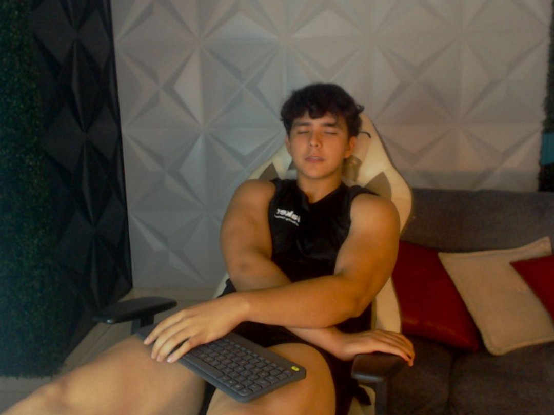 Danicumboy's profile - Image n°0
