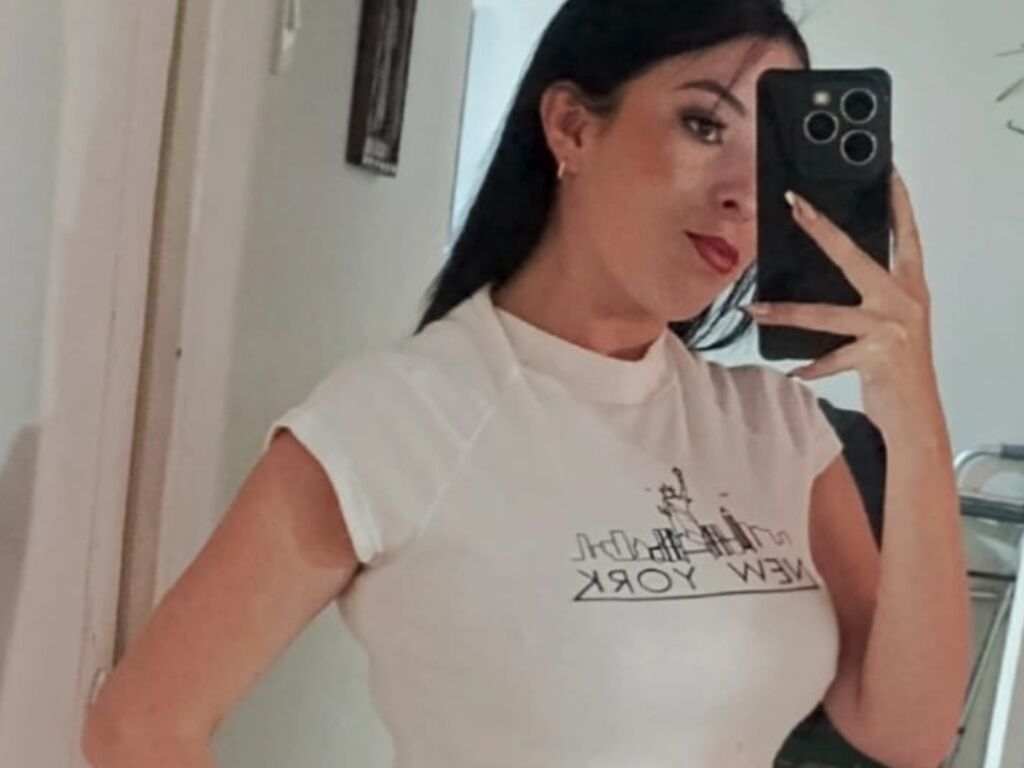 Danielaadans's profile - Image n°1