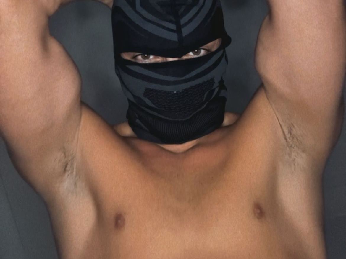 Danielhadid's profile - Image n°2