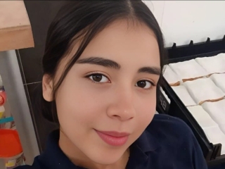 Sexo por webcam con Danna_Petite