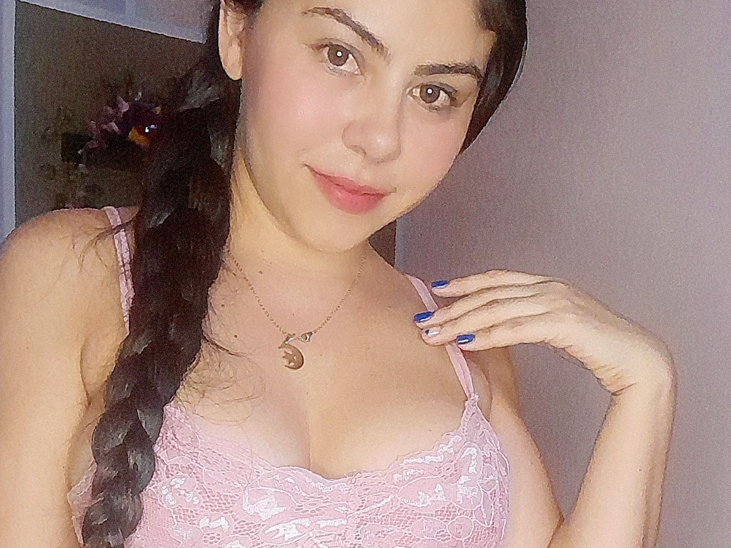 Danna_Susej's profile - Image n°2