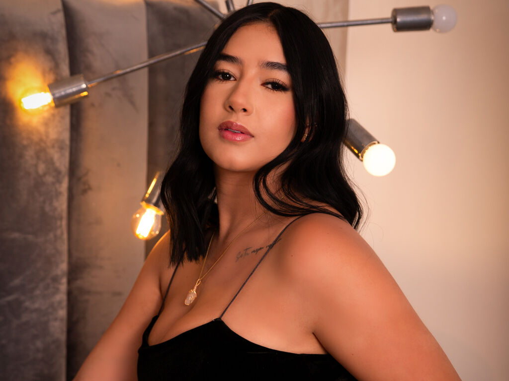 Dannahgomez's profile - Image n°1