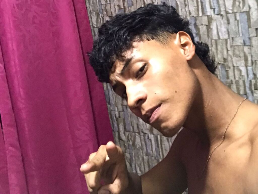 Dannyelchaverra's profile - Image n°0