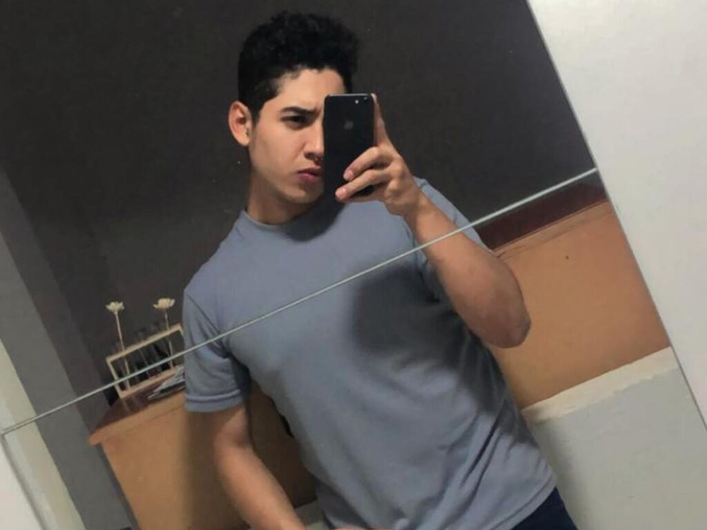 Dantevoss's profile - Image n°1