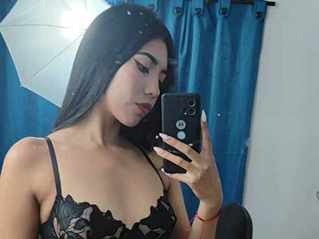 EmilyDiaz's profile - Image n°3