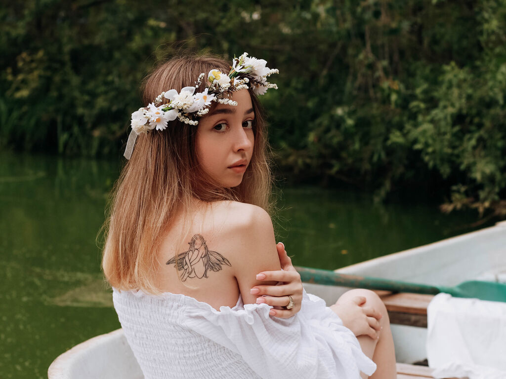 Daphnewood's profile - Image n°3