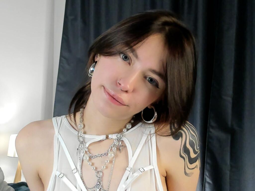 Darelacomb's profile - Image n°1