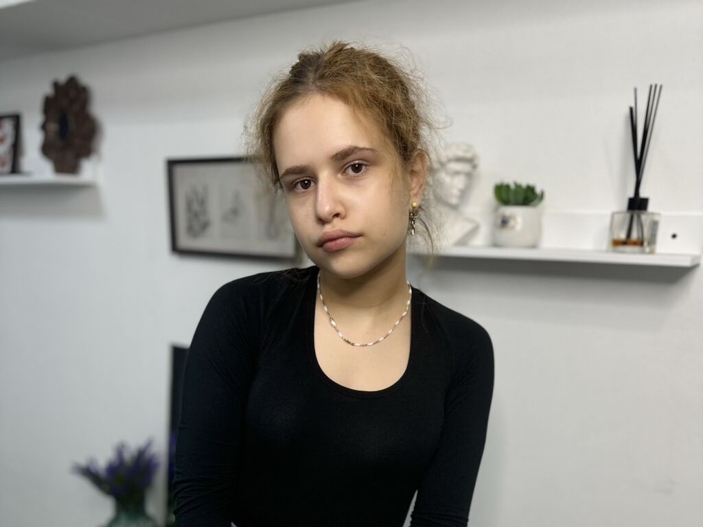 Darelenebonder's profile - Image n°0