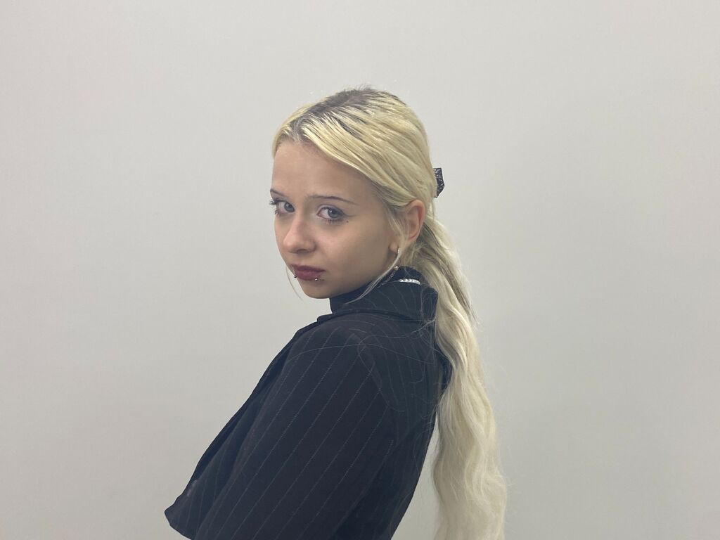Darellecornett's profile - Image n°0