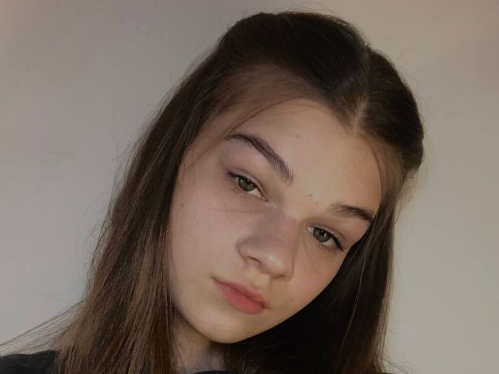 Darellecornwall's profile - Image n°0