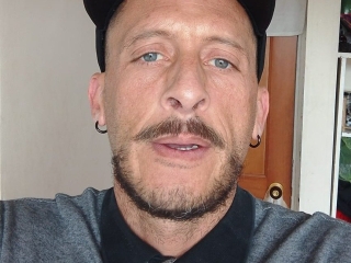 Webcam sex with Darkromancexx