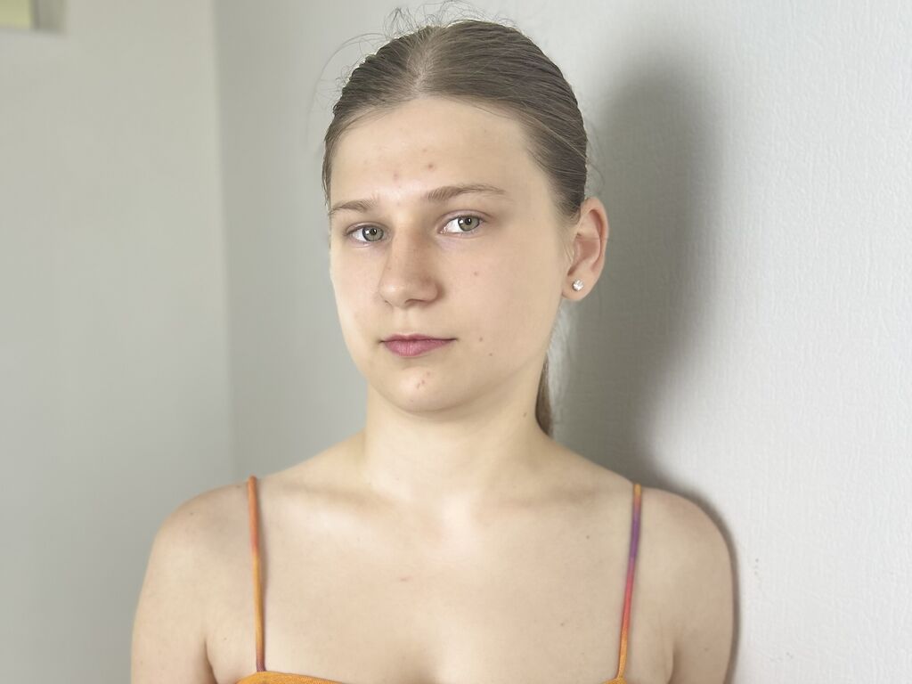Darlenehartell's profile - Image n°0