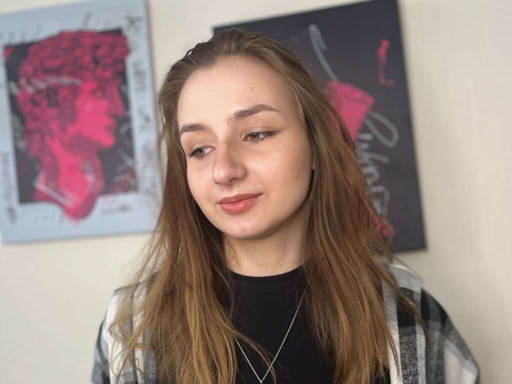 Darlinecollins's profile - Image n°0