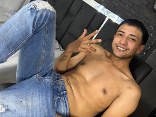 Sexcam Live Show von Dazo_Vnzl18