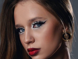 Sexo por webcam con Debbrarivinius