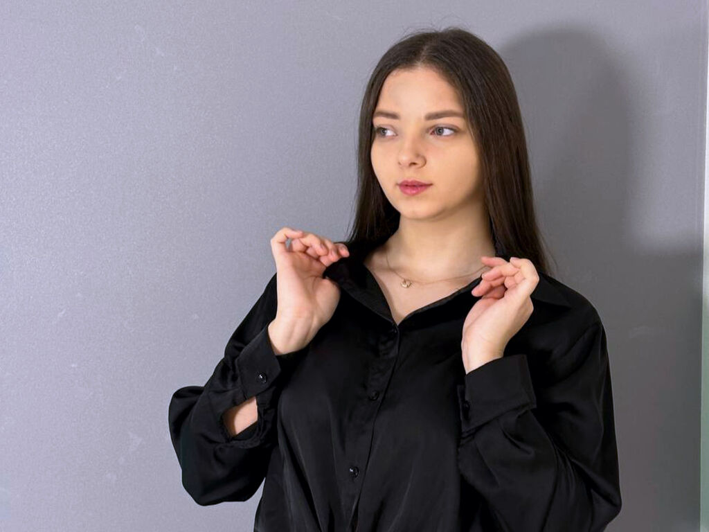 Deborakym's profile - Image n°2