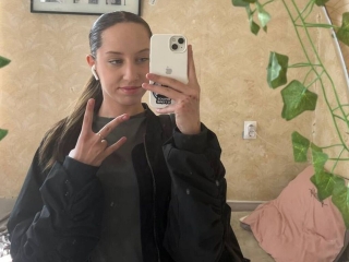 Sexo por webcam con Debrabanky