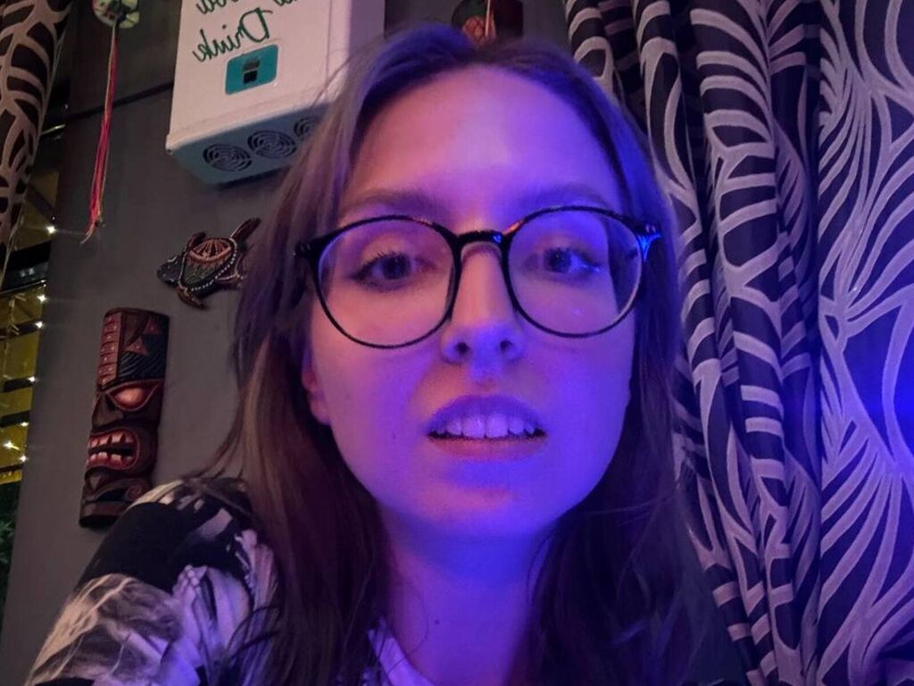Debrasteelle's profile - Image n°0