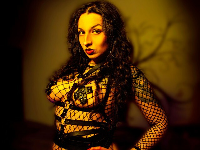demonezzka's profile - Image n°1