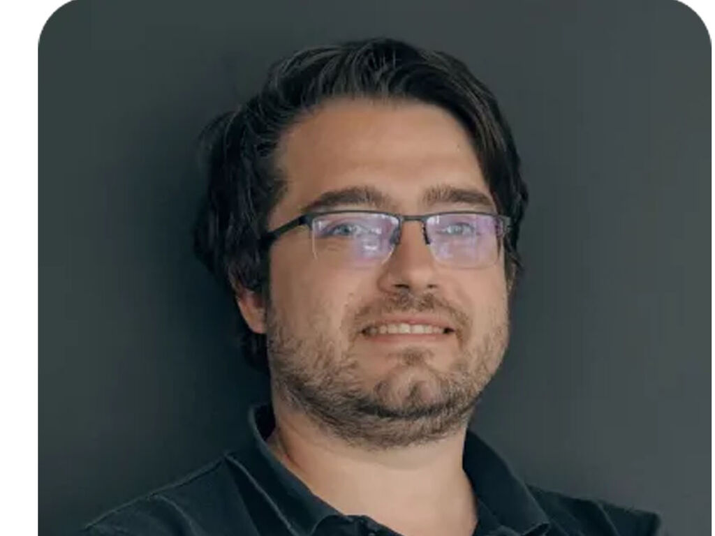 Dennisblack's profile - Image n°0