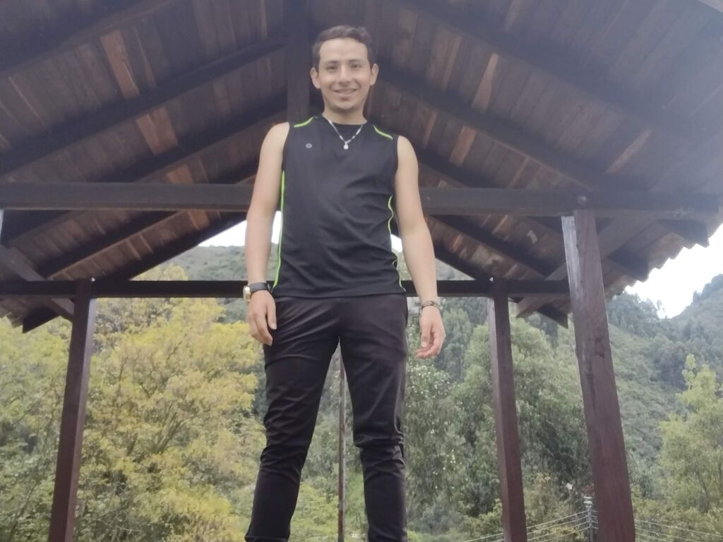 Devidbaez's profile - Image n°0