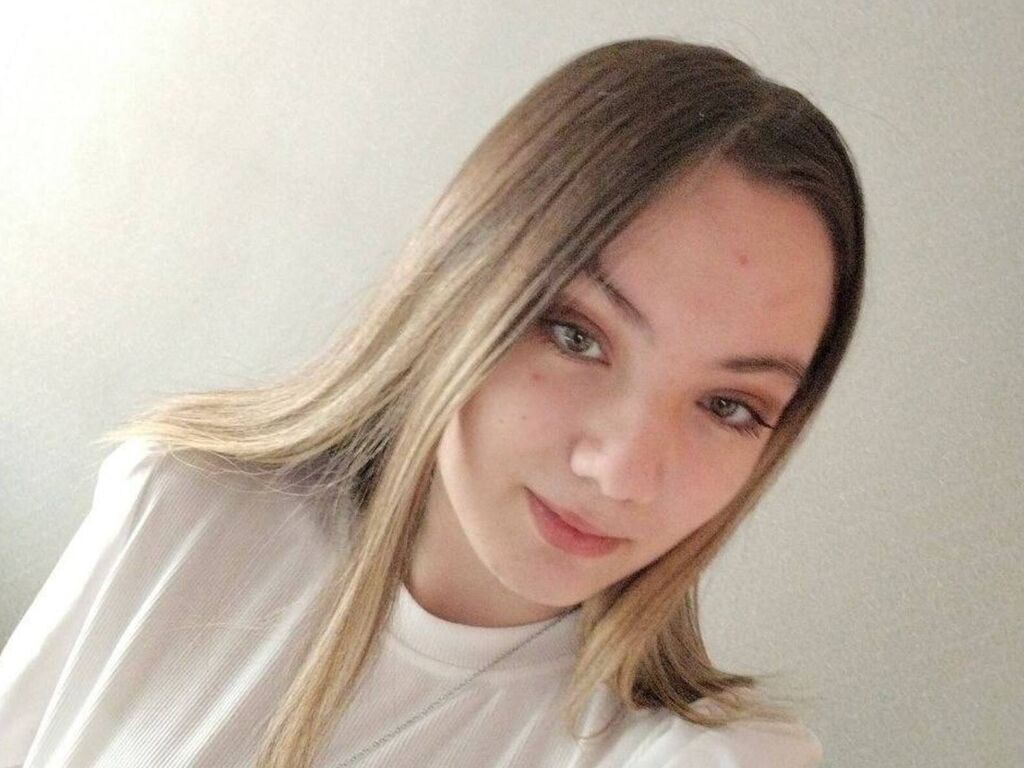 Devonaallsbrook's profile - Image n°0