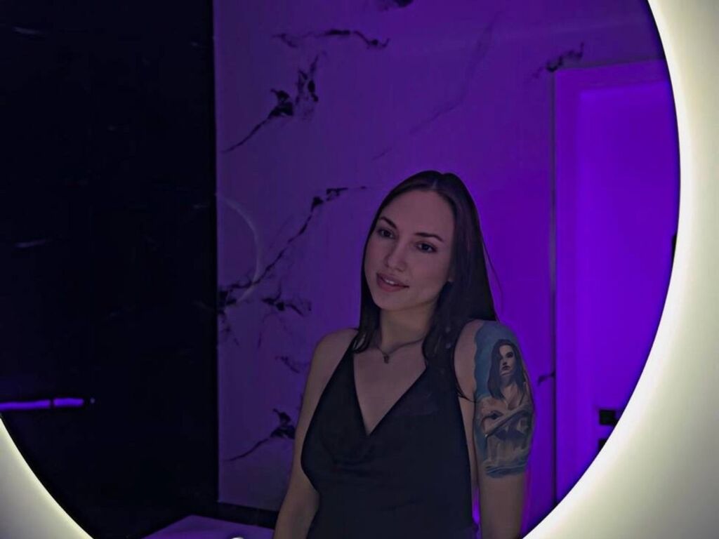 Dianaperri's profile - Image n°0