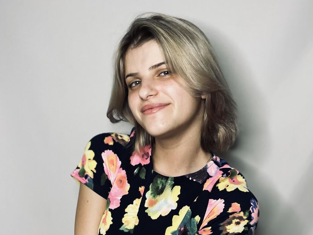 Dieracollinge's profile - Image n°0