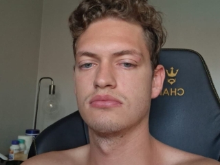 Webcam sex with Digbickc