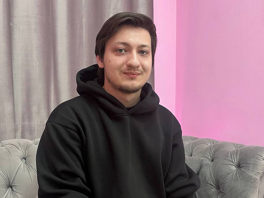 Dillanhudson's profile - Image n°0