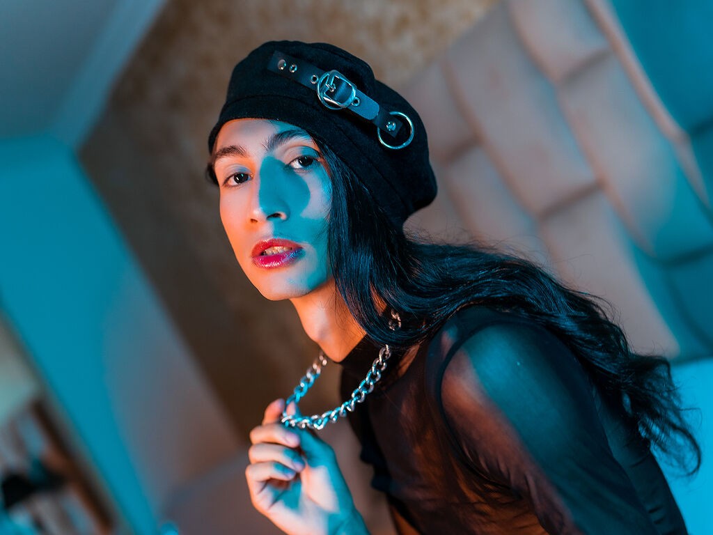 Dimitryjamesi's profile - Image n°0