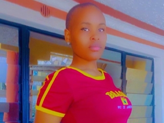 Webcam sex with Dinah25