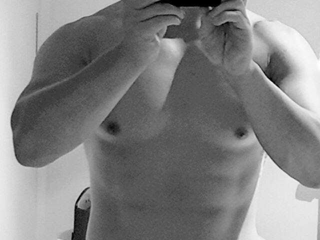 Dinoxl's profile - Image n°1