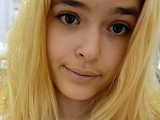 dirtywhore70's profile - Image n°0