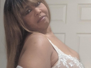 Sexo por webcam con Divinegoddesskitty