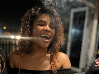 Webcam sex with Dojabooty