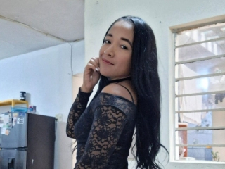 Webcam sex con Dolce_Pettite
