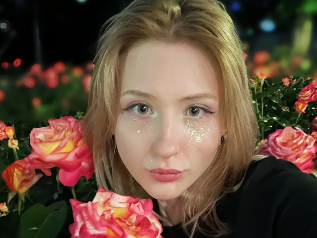 Dolorestender's profile - Image n°1