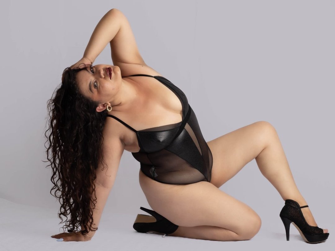 Dominiqueen's profile - Image n°0