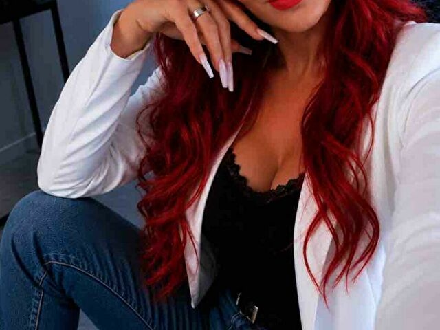 Perfil con donatella - Imagen  n°1