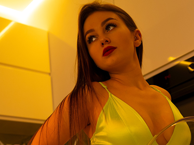 Donna's profile - Image n°0