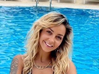 Webcam sex con Donnadubai