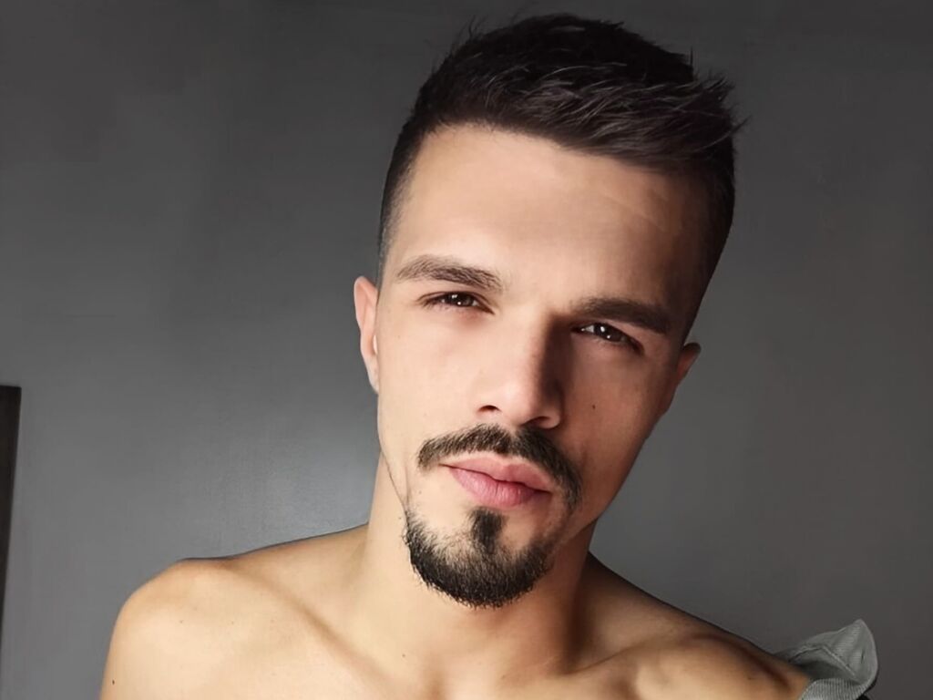 Donybrown's profile - Image n°1
