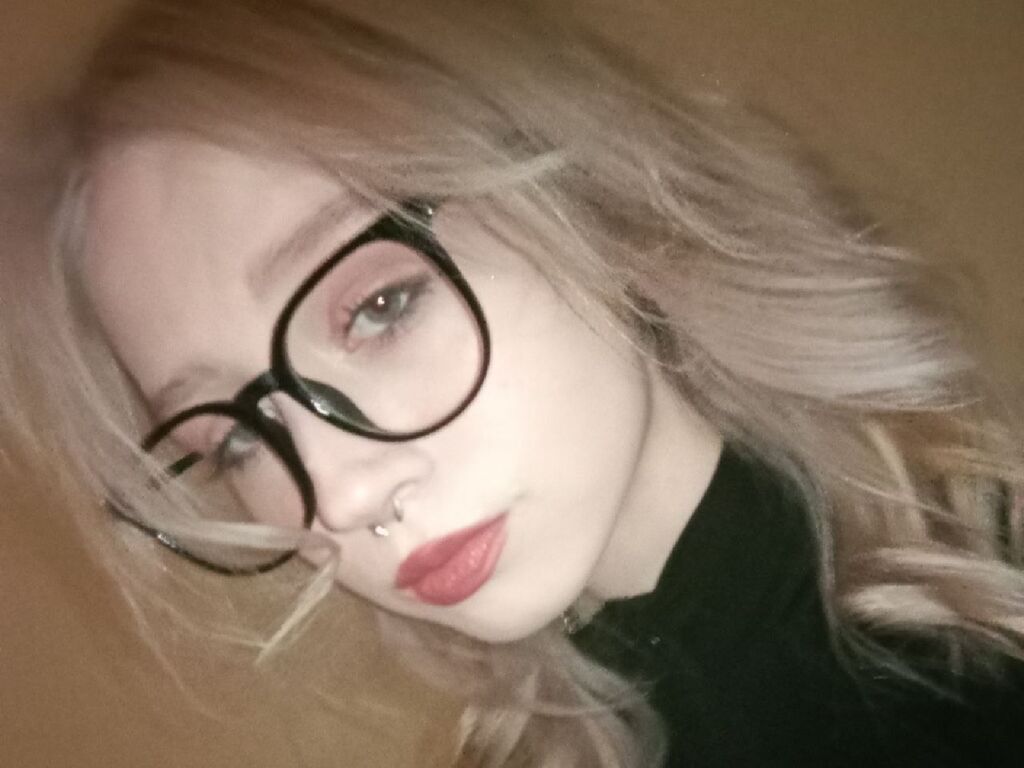 Doralee's profile - Image n°0