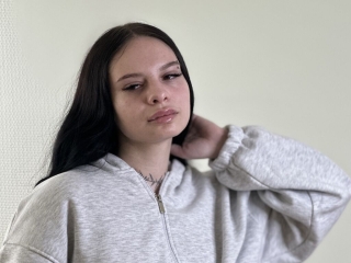 Sexo por webcam con Dorethayurko